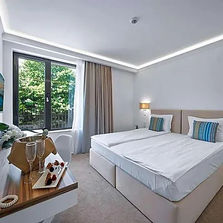 Hvd Nympha (adults Only) Golden Sands